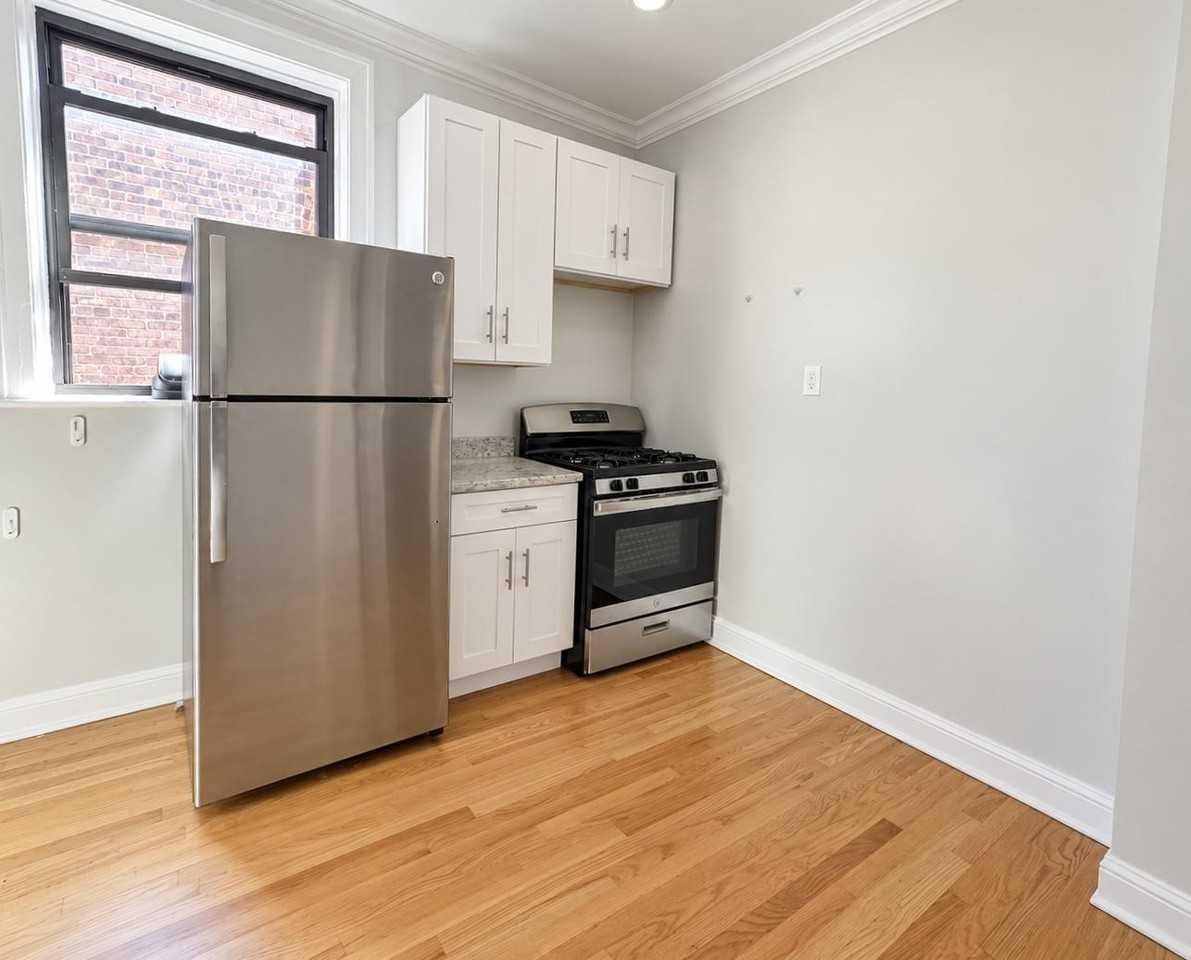 5461 S Everett Ave #3A - Photo 5 of 21