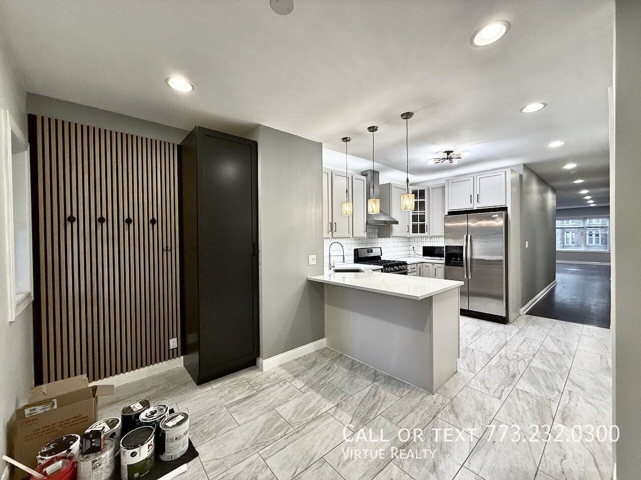 5791 N Ridge Ave #1 - Photo 3 of 26
