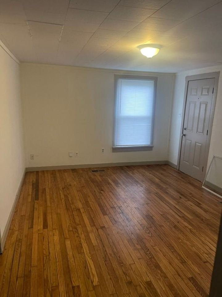 923 E 14th Ave - Photo 2 of 5