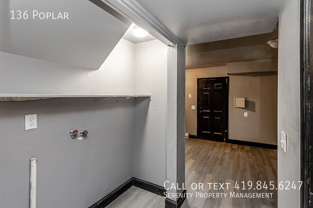 136 Poplar St - Photo 7 of 16