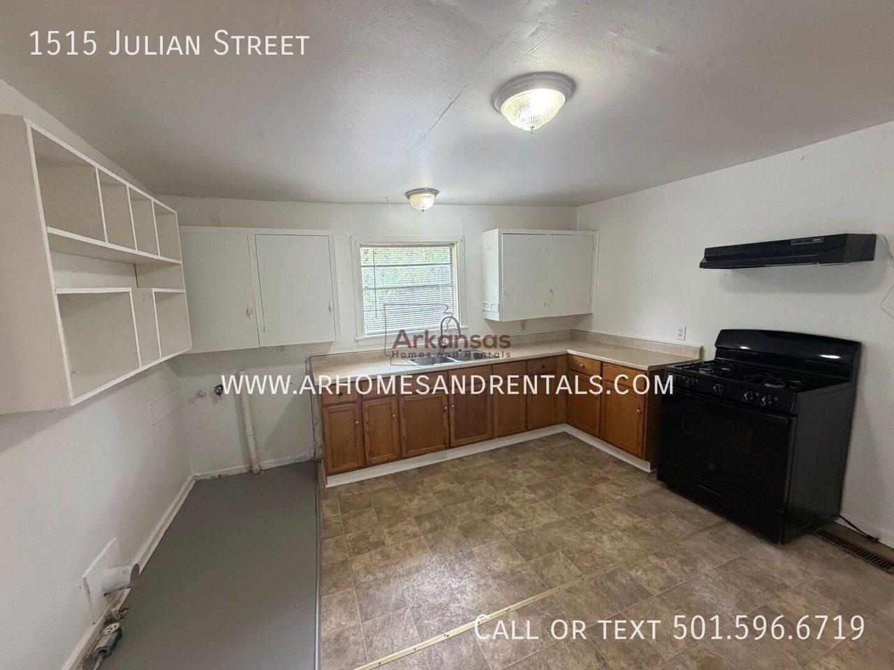 1515 Julian St - Photo 5 of 12