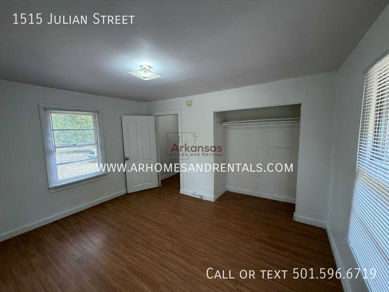 1515 Julian St - Photo 7 of 12