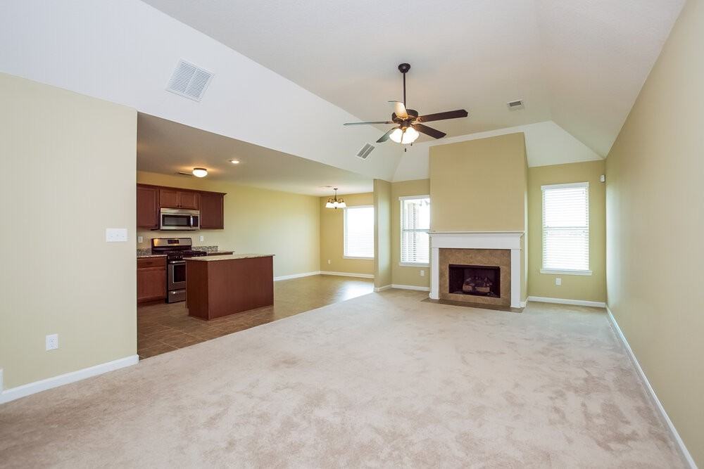 30 Willow Springs Ln - Photo 4 of 17