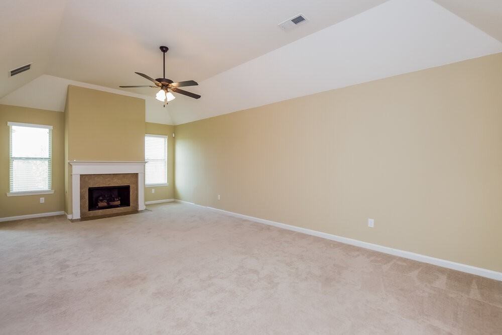 30 Willow Springs Ln - Photo 5 of 17