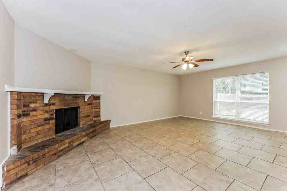 7324 Lea Pl - Photo 3 of 16