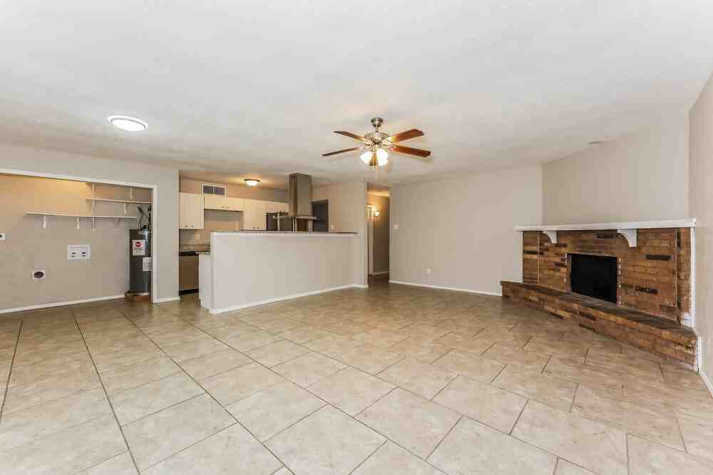 7324 Lea Pl - Photo 5 of 16