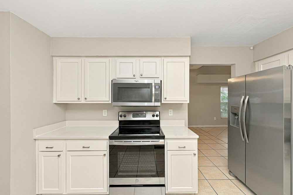 13423 Beechberry Dr - Photo 6 of 17