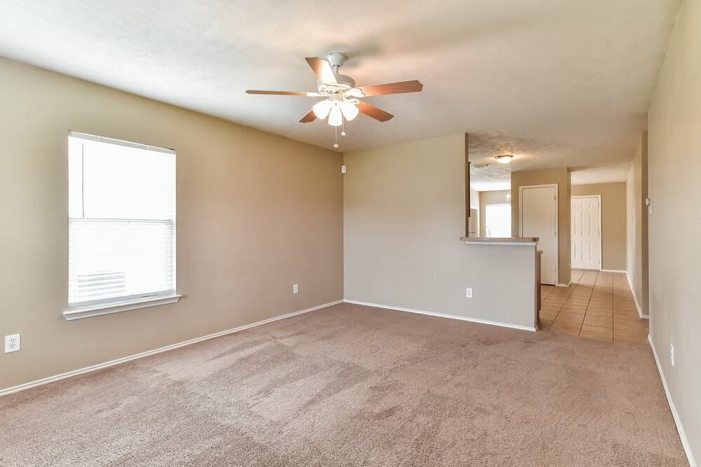 7911 Northfork Hollow Ln - Photo 3 of 15