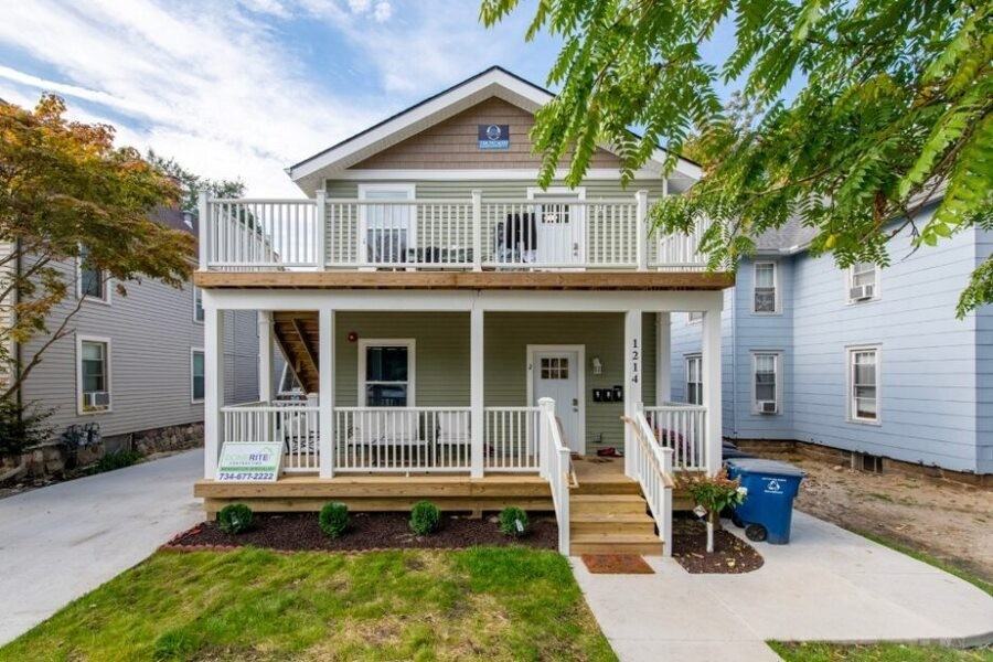 1214 Washtenaw Ct #1214-1 - Photo 4 of 4