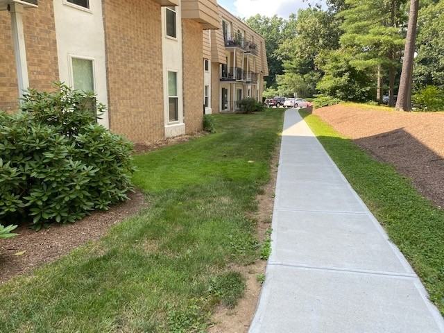 16 Shadowbrook Ln #31 - Photo 2 of 17