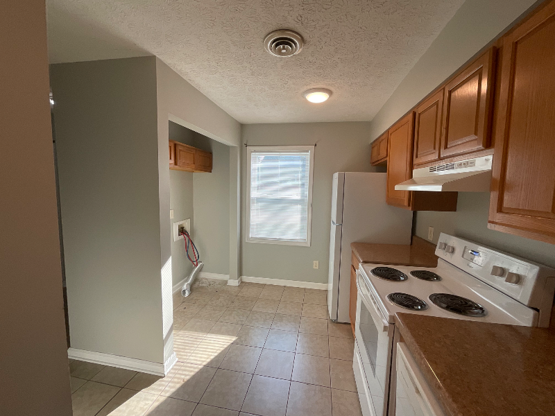 734 5th St #3 - Photo 2 of 12