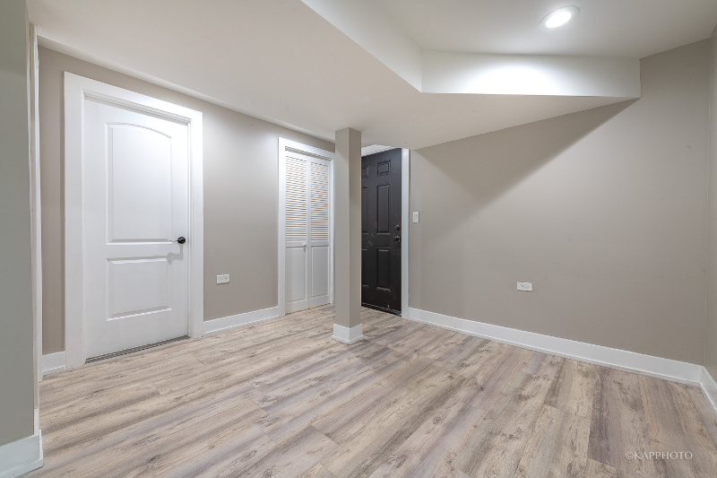 5855 S Indiana Ave #BS - Photo 6 of 13