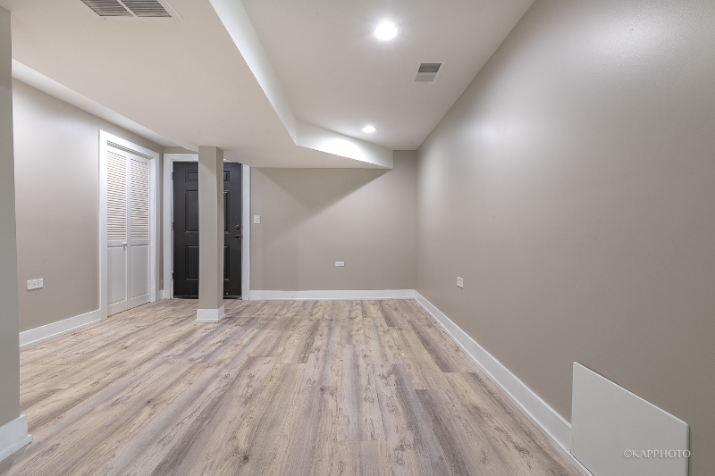 5855 S Indiana Ave #BS - Photo 7 of 13