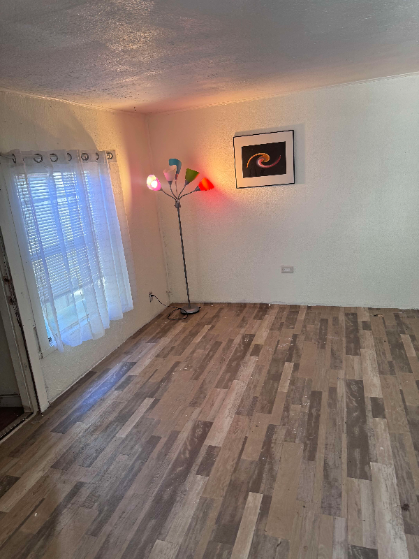 12513 Four Oaks Rd - Photo 2 of 13