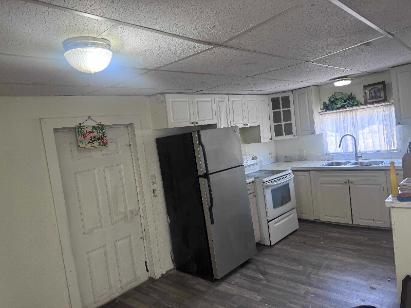 12513 Four Oaks Rd - Photo 5 of 13
