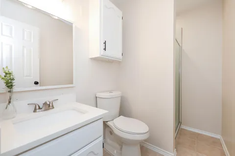 8911 Mcpherson Rd #8C - Photo 4 of 40