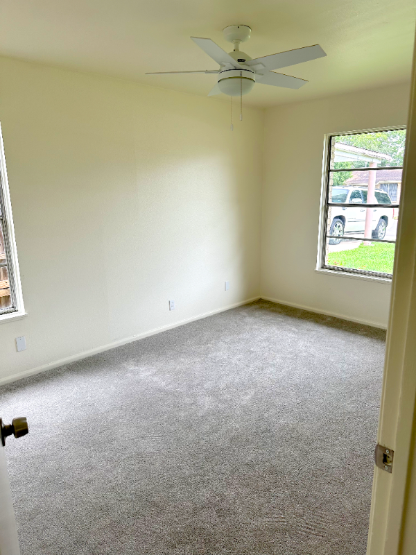 451 Kate Schenck Ave - Photo 7 of 13