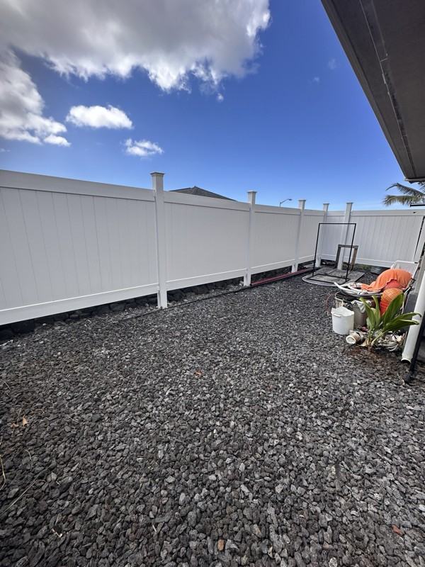 73-986 Kukuinui St - Photo 3 of 10
