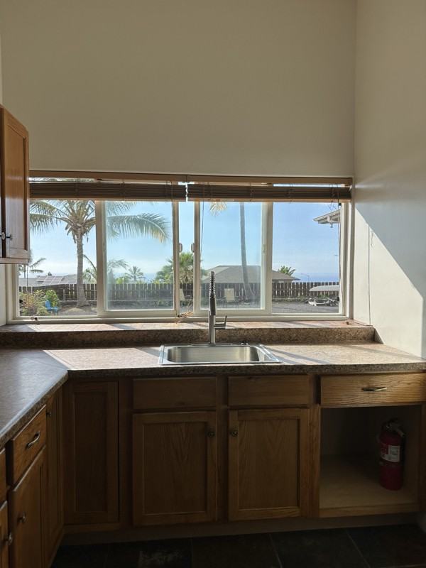 73-986 Kukuinui St - Photo 7 of 10