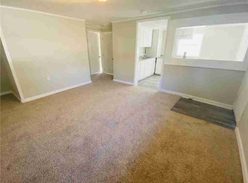 623 Westwood St - Photo 2 of 16