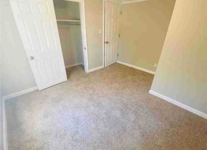 623 Westwood St - Photo 5 of 16