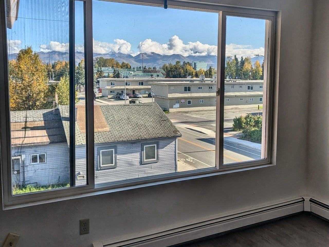 1009 W 30th Ave #1 - Photo 7 of 17