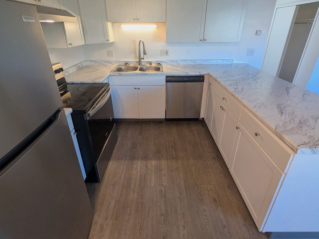 1009 W 30th Ave #12 - Photo 5 of 16