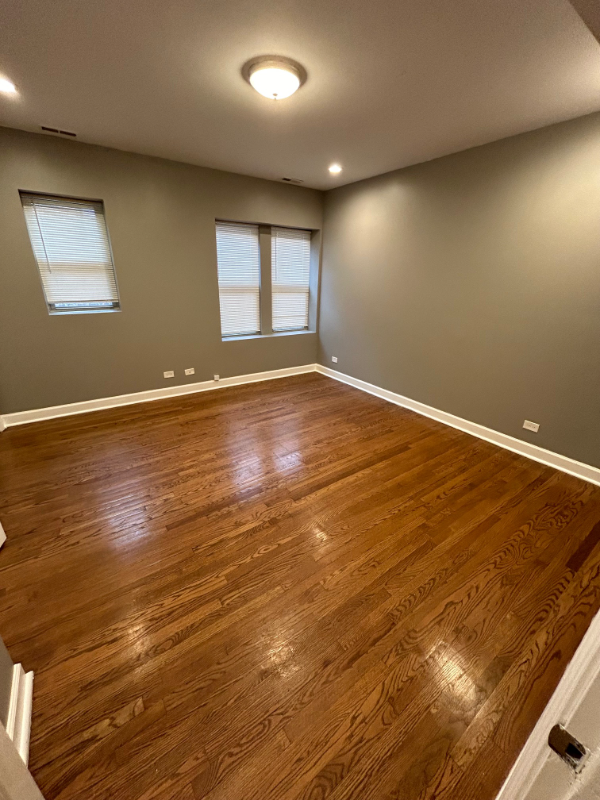7725 S Kingston Ave #7725-3 - Photo 3 of 11