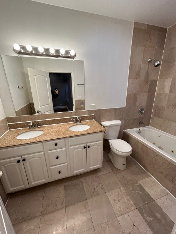 7725 S Kingston Ave #7725-3 - Photo 4 of 11