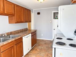 featured image of 313 9th Ave W