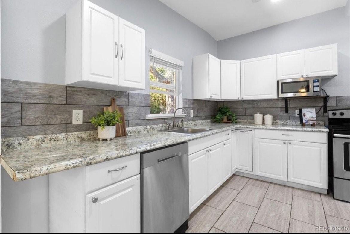3782 Shaw Blvd - Photo 6 of 17