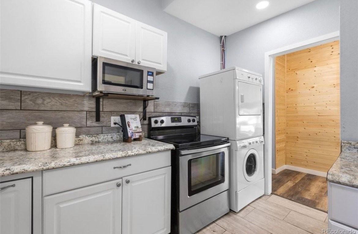3782 Shaw Blvd - Photo 7 of 17