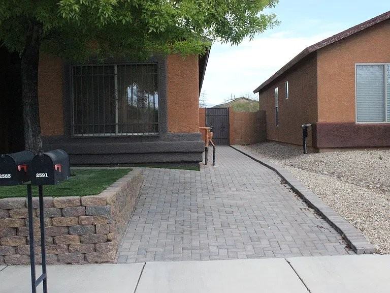 2383 E Calle Arroyo Lindo - Photo 2 of 14