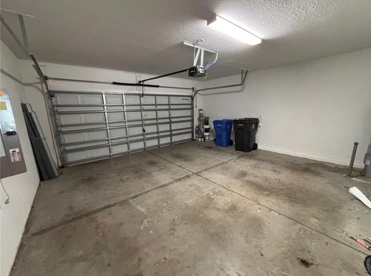 16844 Peaceful Valley Dr - Photo 3 of 11