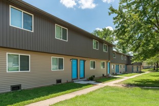 Metro Apartments At Collinsville - Photo 1 of 1