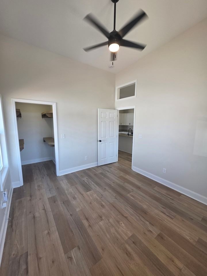 103 Ginny Ln - Photo 4 of 13