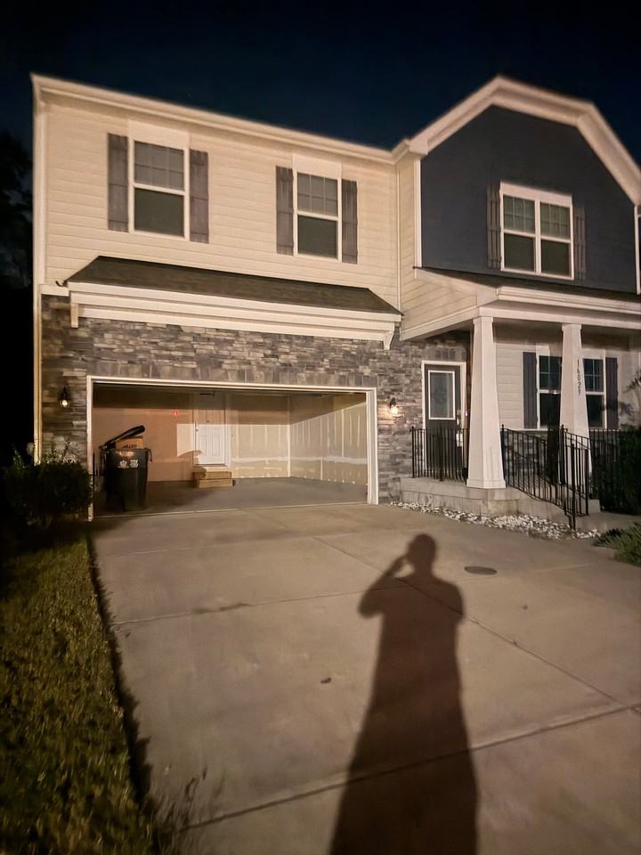 16029 Duval Dr - Photo 2 of 34