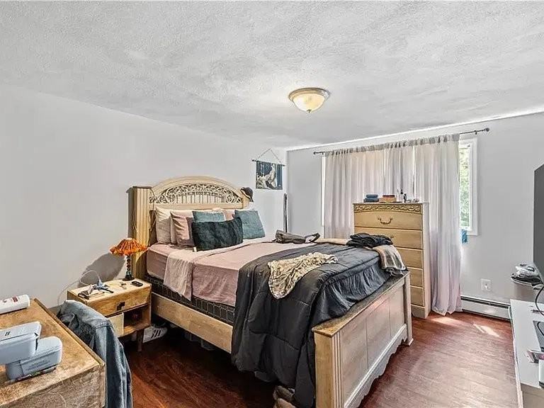 23 Fiume St #A - Photo 5 of 7