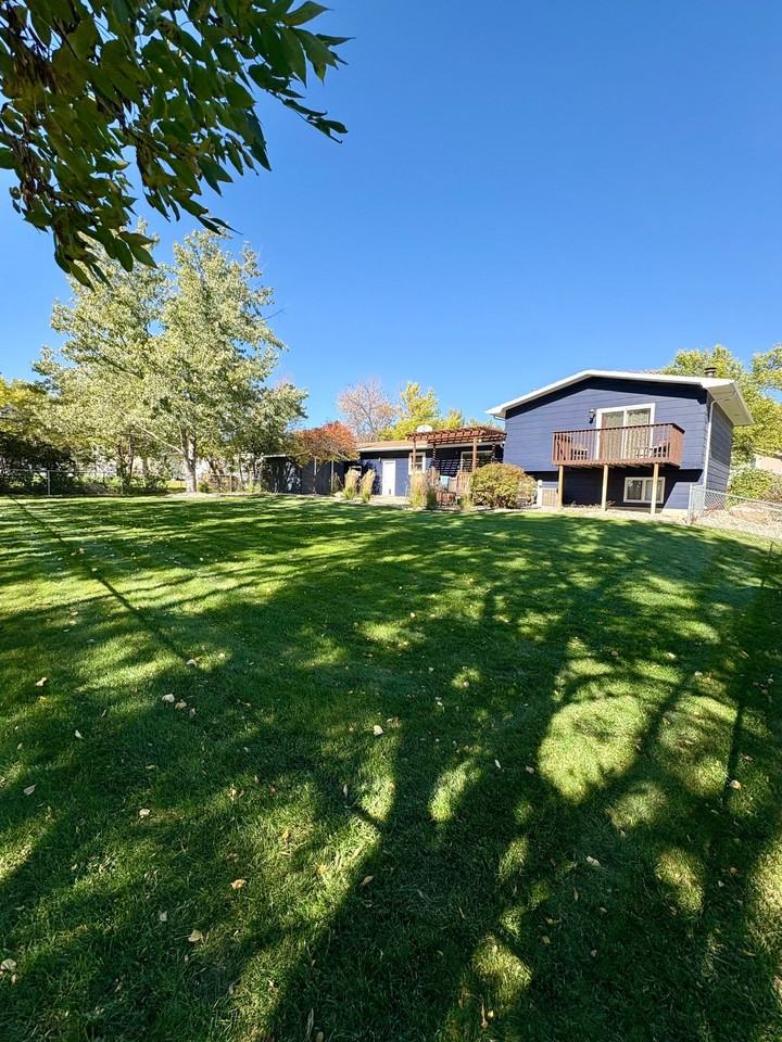 1709 Terrace Dr - Photo 5 of 17