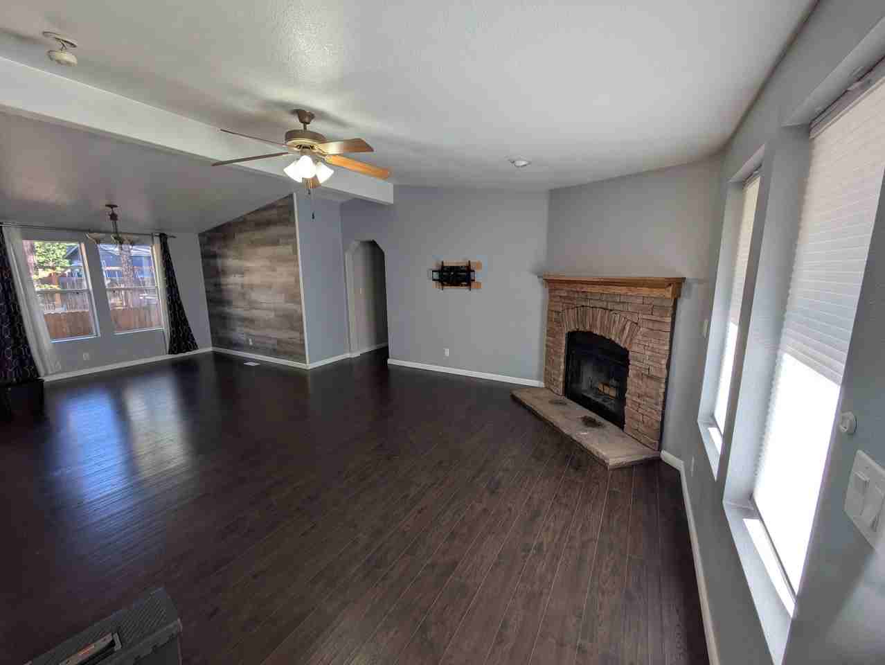 2382 W Rock Island Ave - Photo 3 of 20