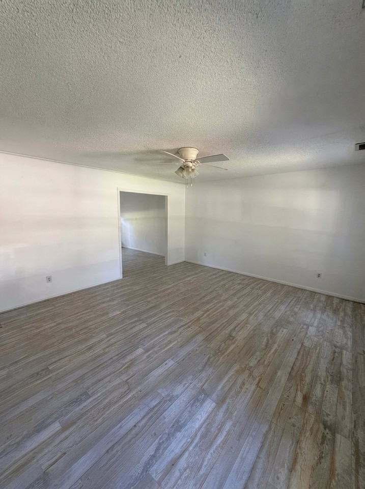 3012 Mink Point Blvd - Photo 2 of 5