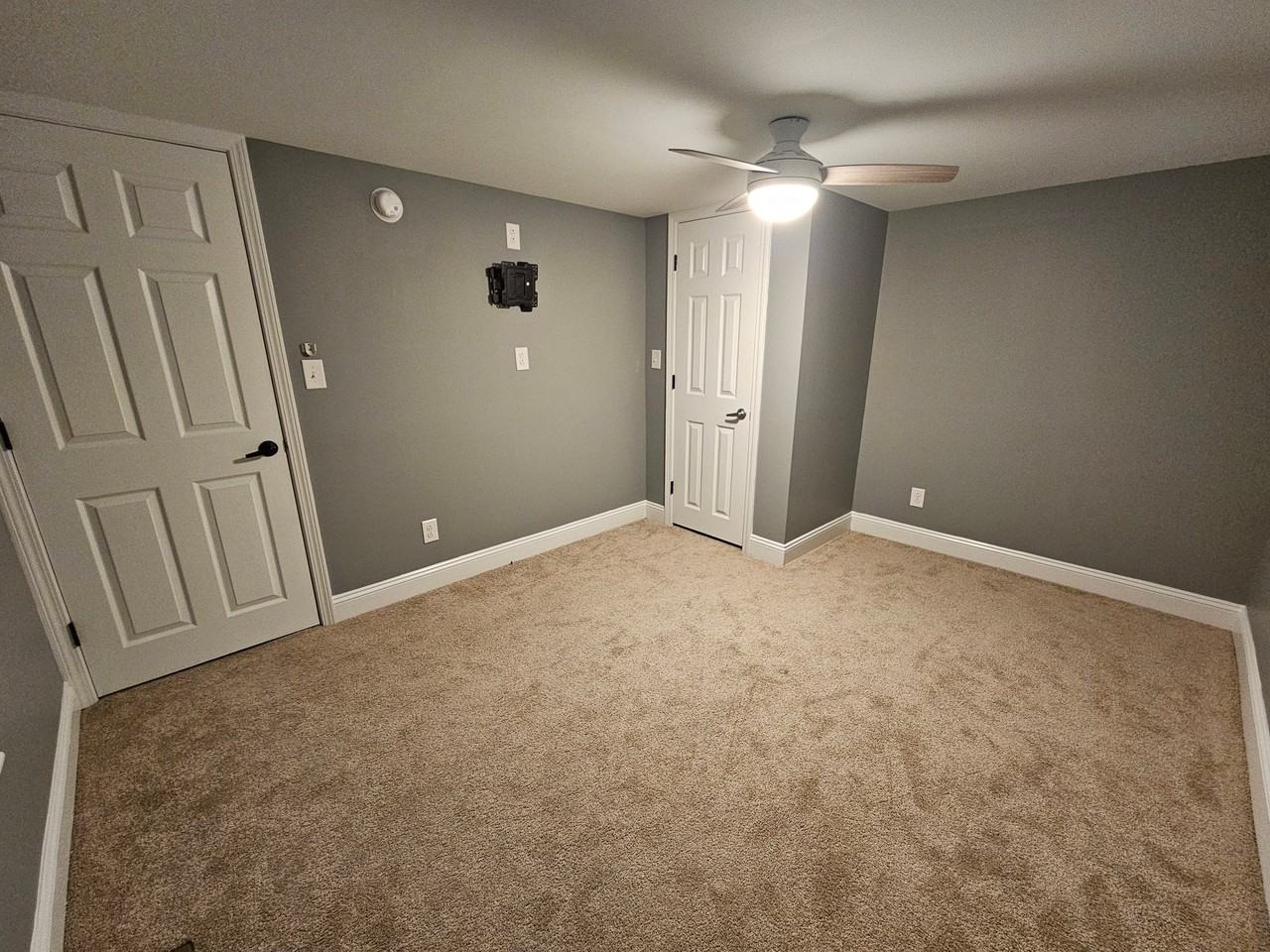 368 Wagon Wheel Rd - Photo 6 of 14