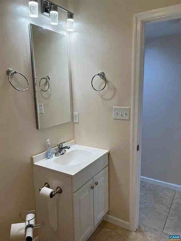 546 Cleveland Ave #C - Photo 6 of 12