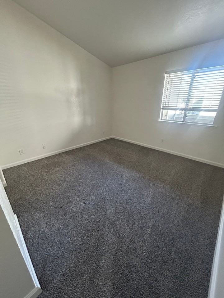 745 Lincoln Rd #44 - Photo 7 of 13