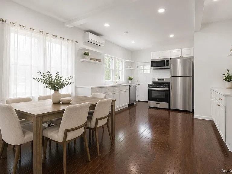 6 Willow Ave - Photo 7 of 20
