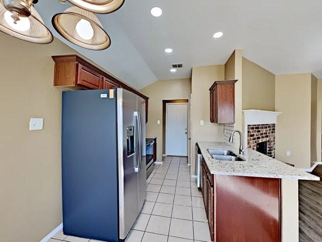 7421 Lake Front Trl - Photo 5 of 10