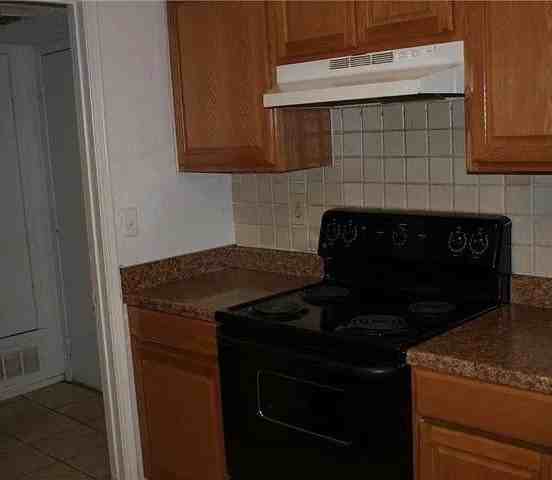 801 Bailey Dr #2 - Photo 5 of 12