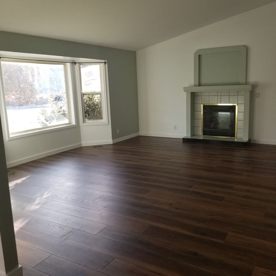 1676 E Lochmeadow Ct - Photo 5 of 6