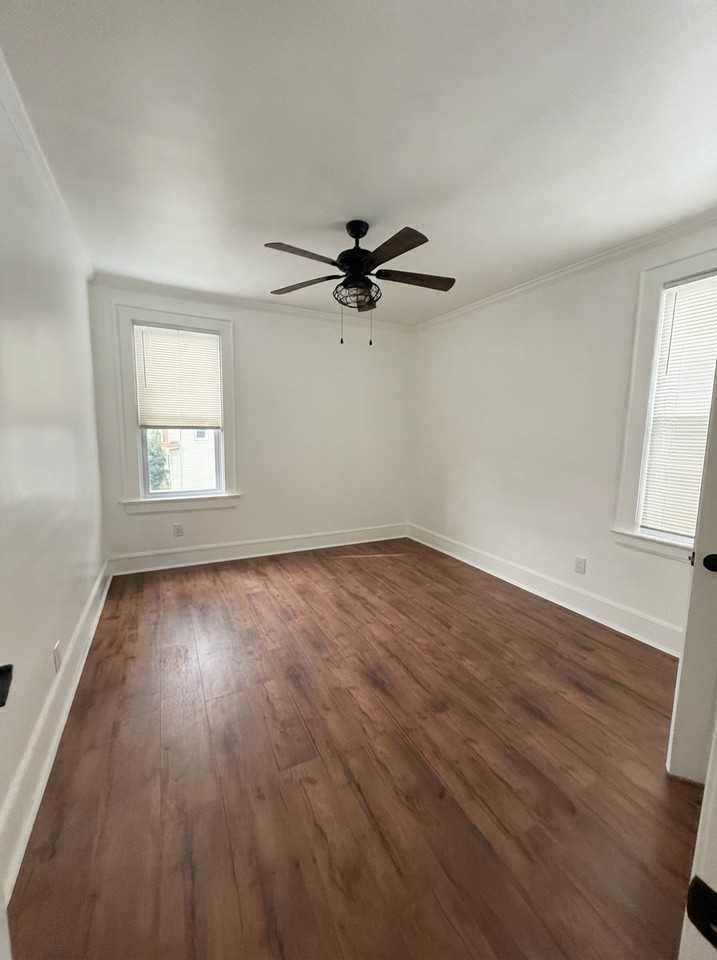 43 Philip Pl #2 - Photo 3 of 8