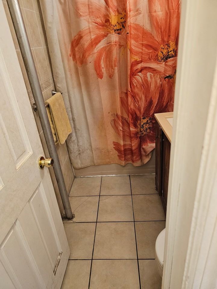 3976 47th St #1 - Photo 4 of 6